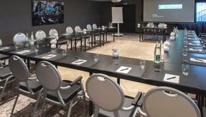 Zaal Etang Van der Valk Hotel Saint Aygulf 